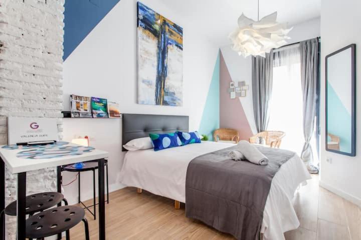 Готель Cool Lofts Center Валенсія Екстер'єр фото